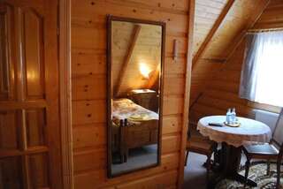 Отели типа «постель и завтрак» Chata Sosnówka Residence Соснувка Двухместный номер с 1 кроватью или 2 отдельными кроватями-18